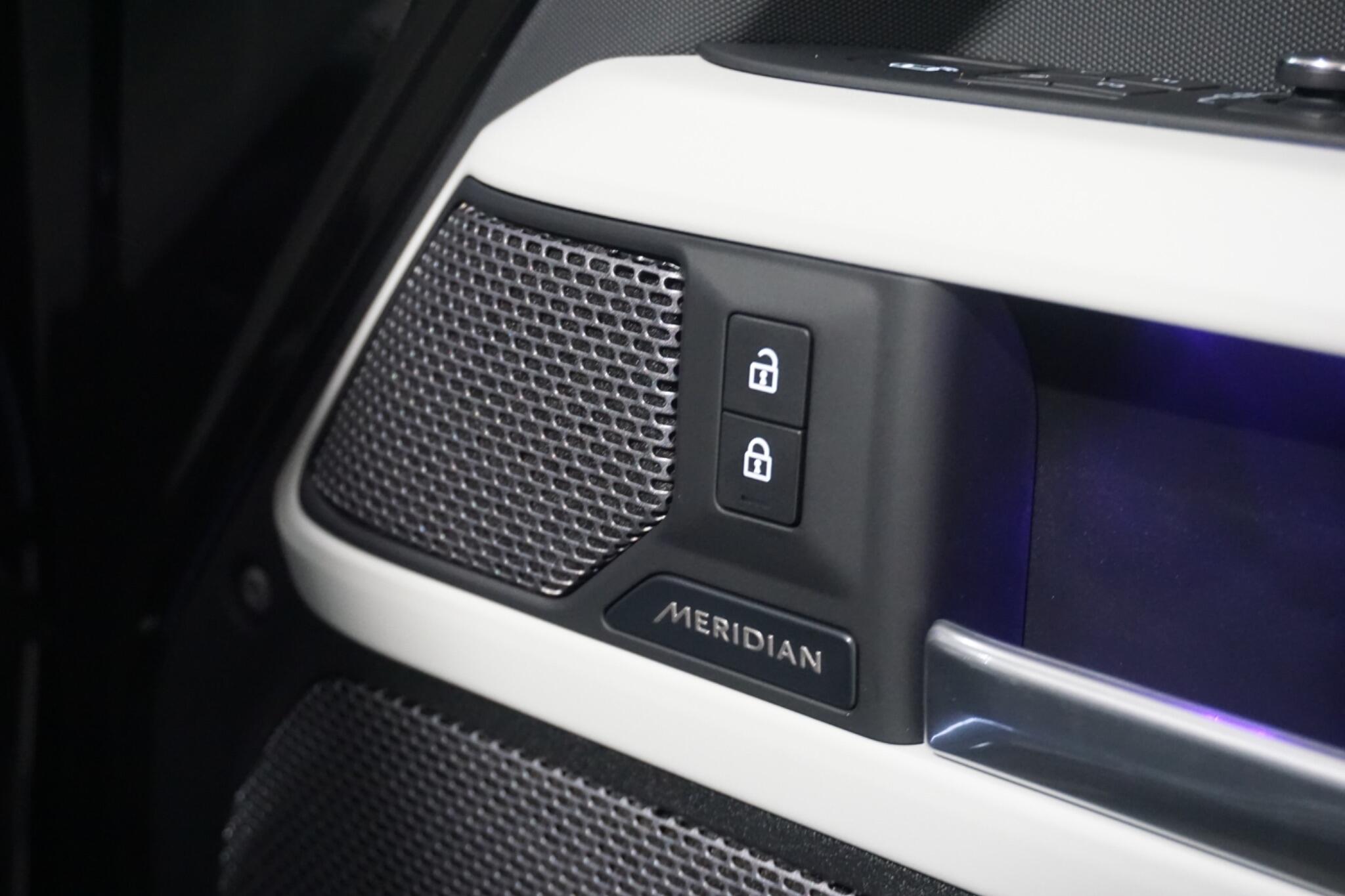 Land Rover Defender 110 3.0 P400 MHEV XS Edition SUV 5dr Petrol Auto 4WD Euro 6 (s/s) (400 ps)